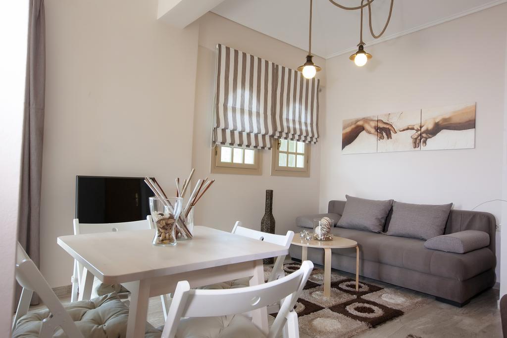 Petra Thea Apartment Kalamata Exterior foto