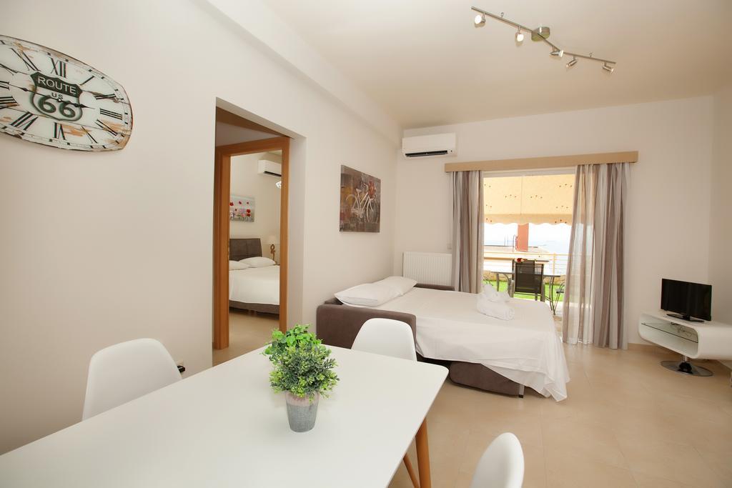 Petra Thea Apartment Kalamata Exterior foto
