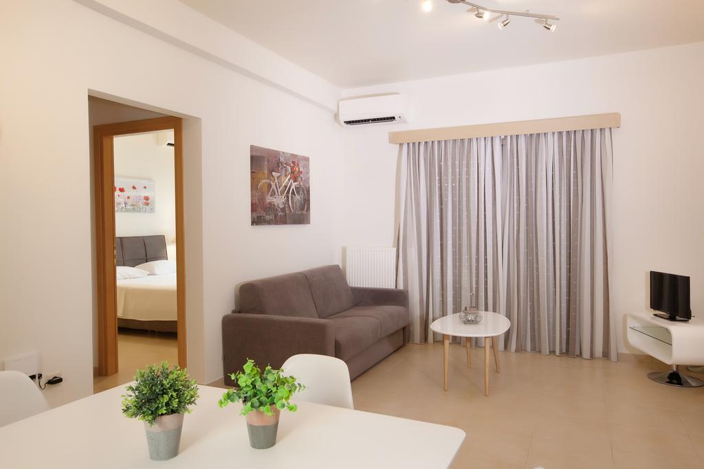 Petra Thea Apartment Kalamata Exterior foto